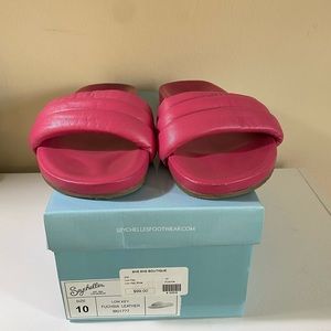 Seychelles | Leather Low Key Slides in Fuchsia